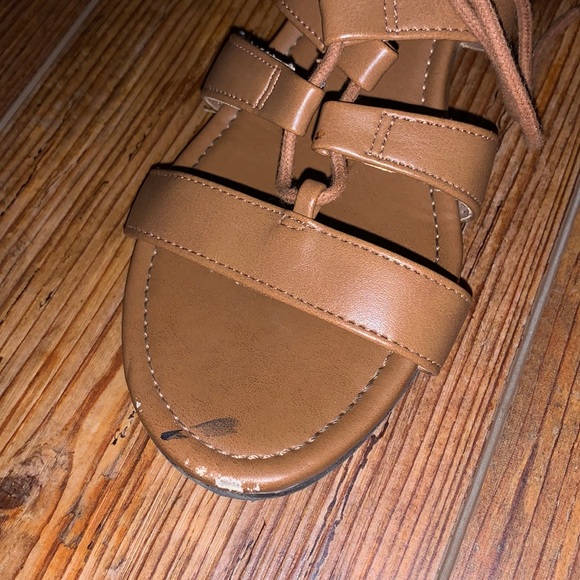 American Eagle Gladiator Sandals - Picture 2 of 3